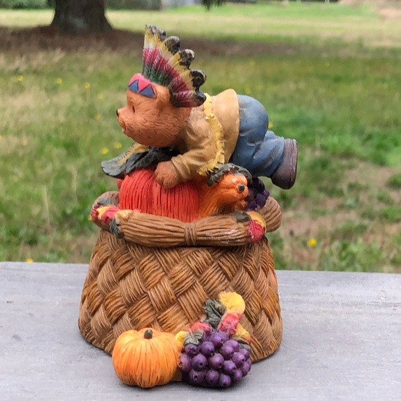 Home Interiors Vintage Thanksgiving Teddy Bear Pilgrim Resin Basket Box 4.5” Hi - Picture 14 of 15